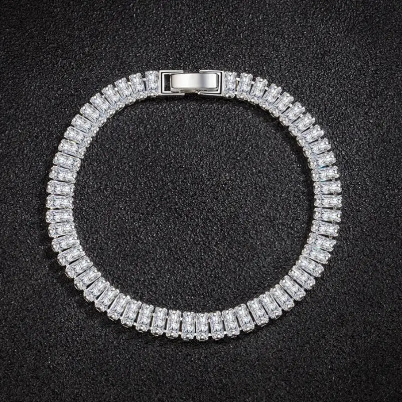 Zircon Glow Silver Bracelet