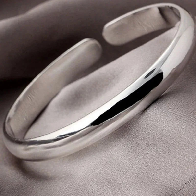 Polished Retro Silver Cuff